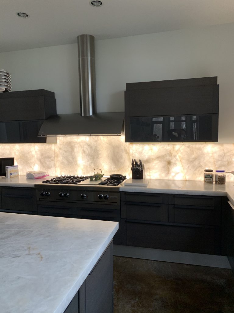 iConduit Electrical Repair North Shore - Picture of kitchen cabinets with recessed lighting.