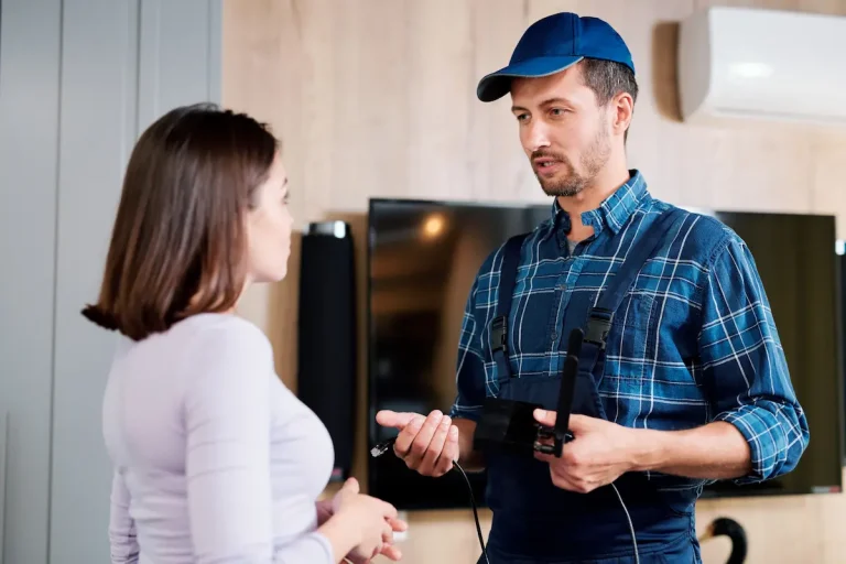 electrician giving estimate in deerfield