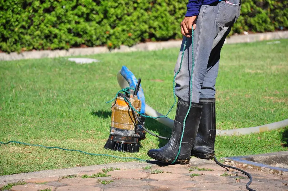 sump-pump-garden-park-maintenance