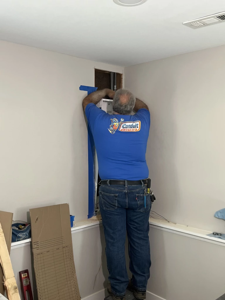 #1 Electrical Contractor North Shore | IConduit Electric LLC