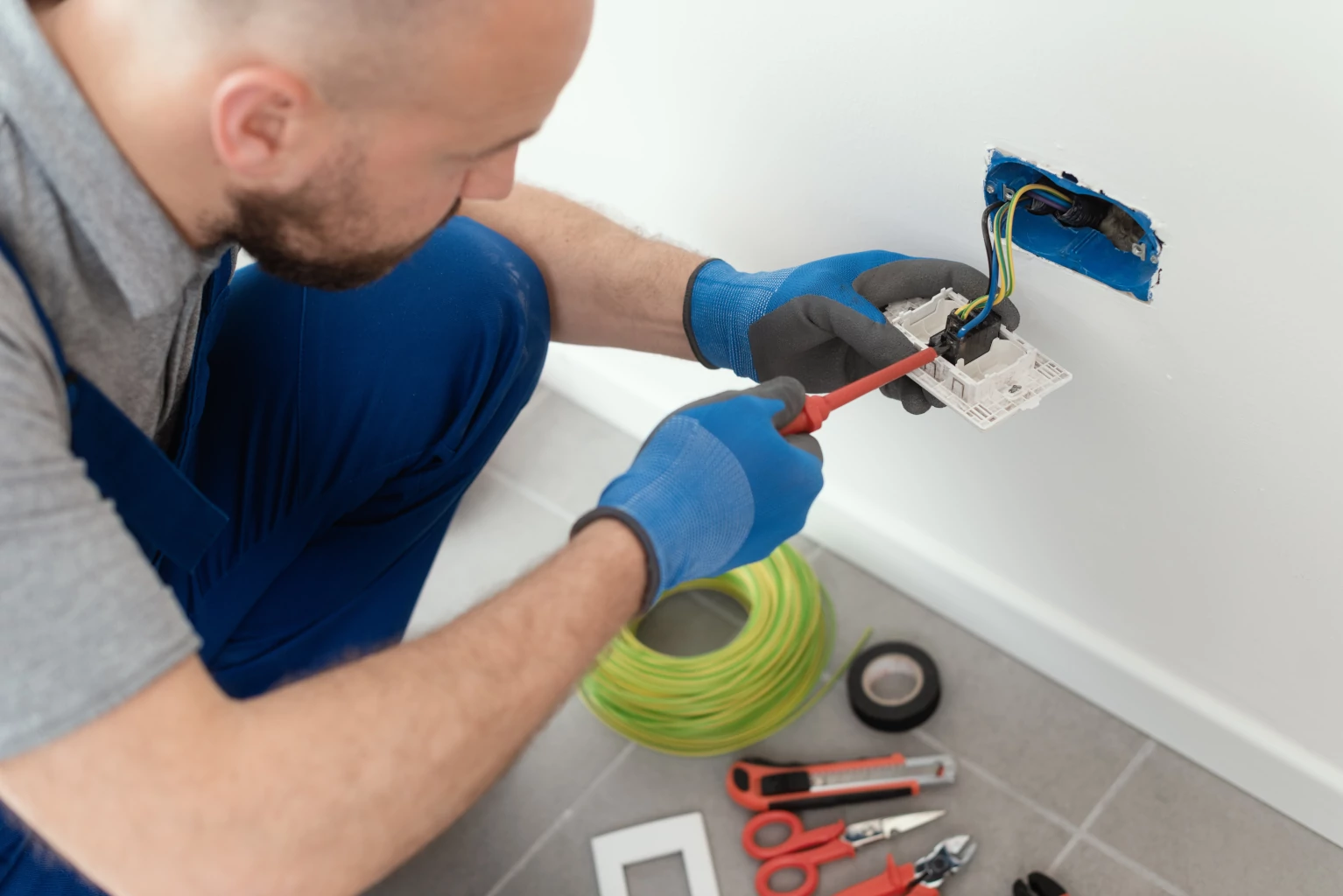 Electrical Repair In Northbrook, IL | Fast & Reliable Home Electrical ...